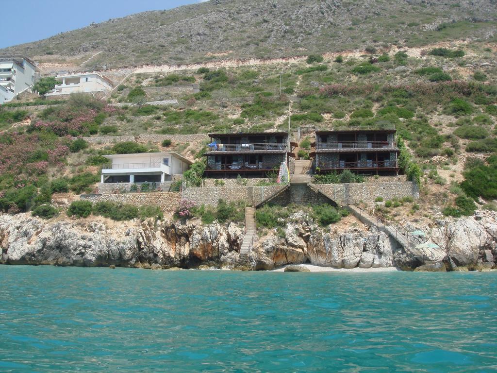 Seaside Duplex Stone Villa Кєпаро Екстер'єр фото